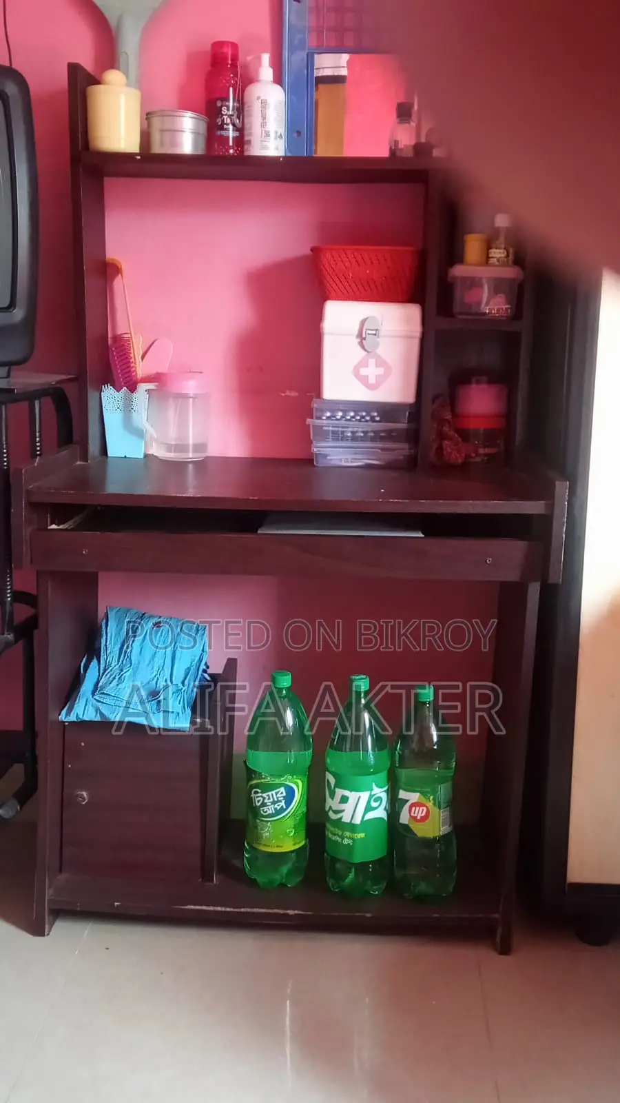 High-Quality Computer Table