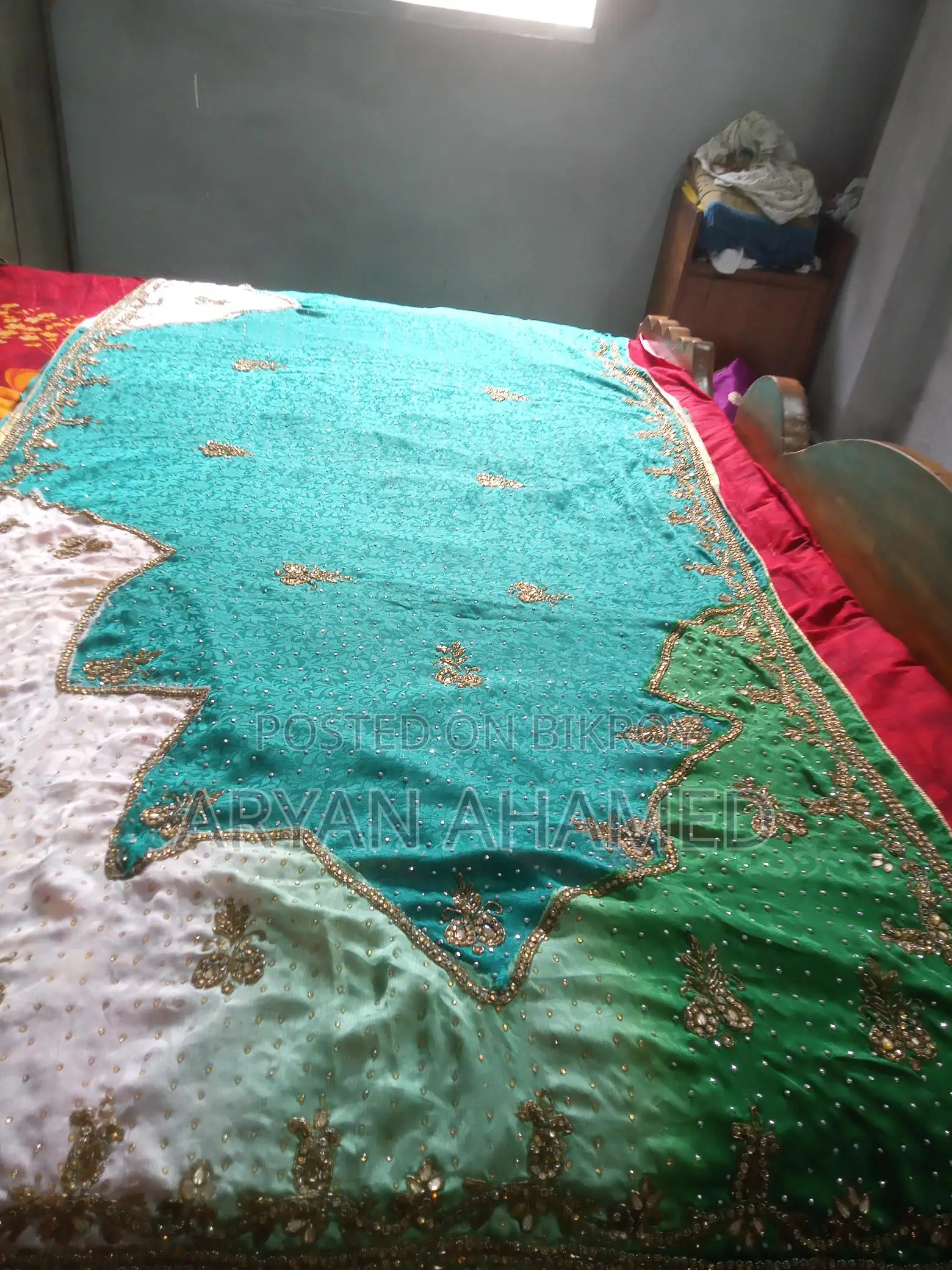 খুব ভালো কোয়ালিটি এবং কি ইন্ডিয়ান পার্টি শাড়ি