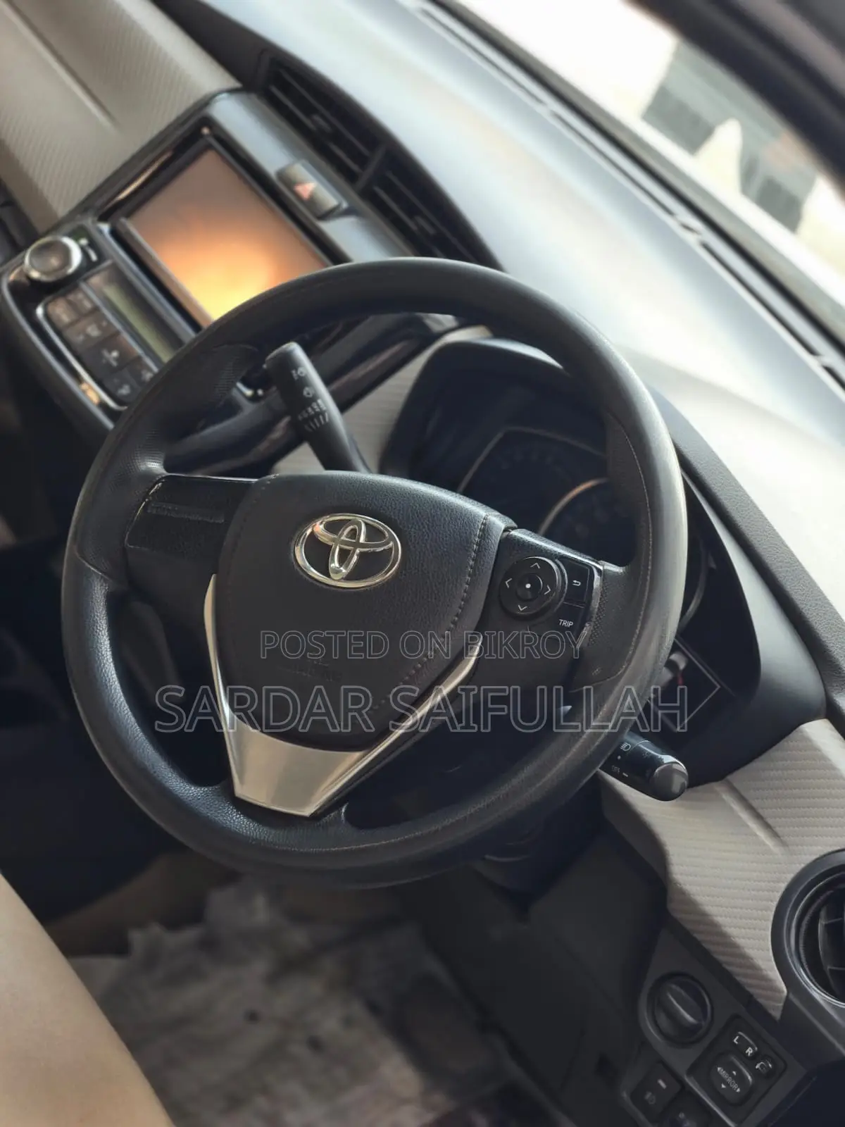 Toyota Axio . 2015