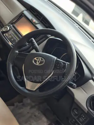 Toyota Axio . 2015