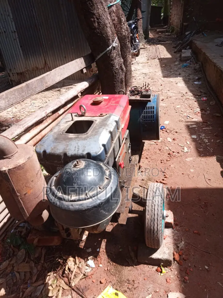 ১৫ কিলোওয়াট জেনারেটর ৩০ হোস্টপাওয়ার সাইফিং মেশিন সাথে ৩ চাকা গাড়ি