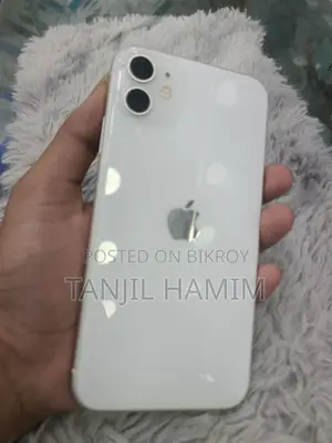 Apple iPhone 11 (Used)