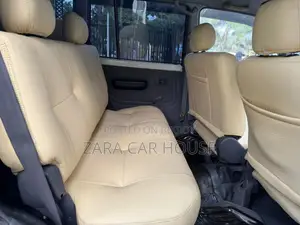 Toyota Prado 9 Seat 1998