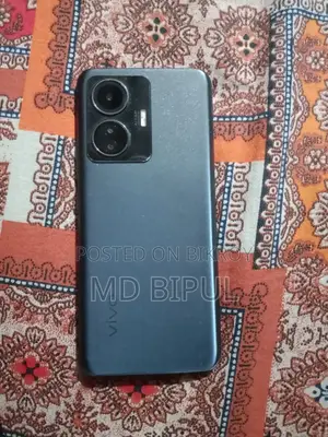Vivo T1 . (Used)