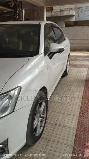 Toyota Axio LUXEL 2012