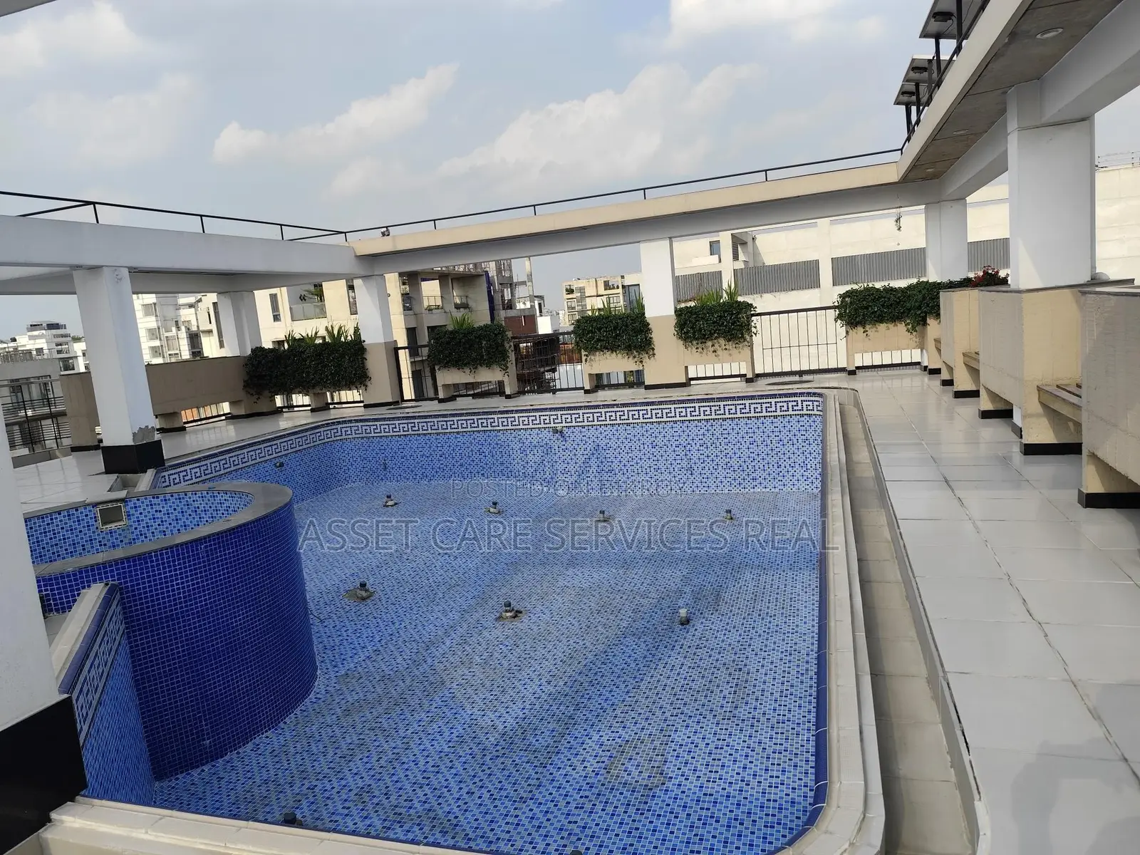 Rent a 3-Bedroom Apartment in Baridhara Diplomatic Zone with Gym and Pool
