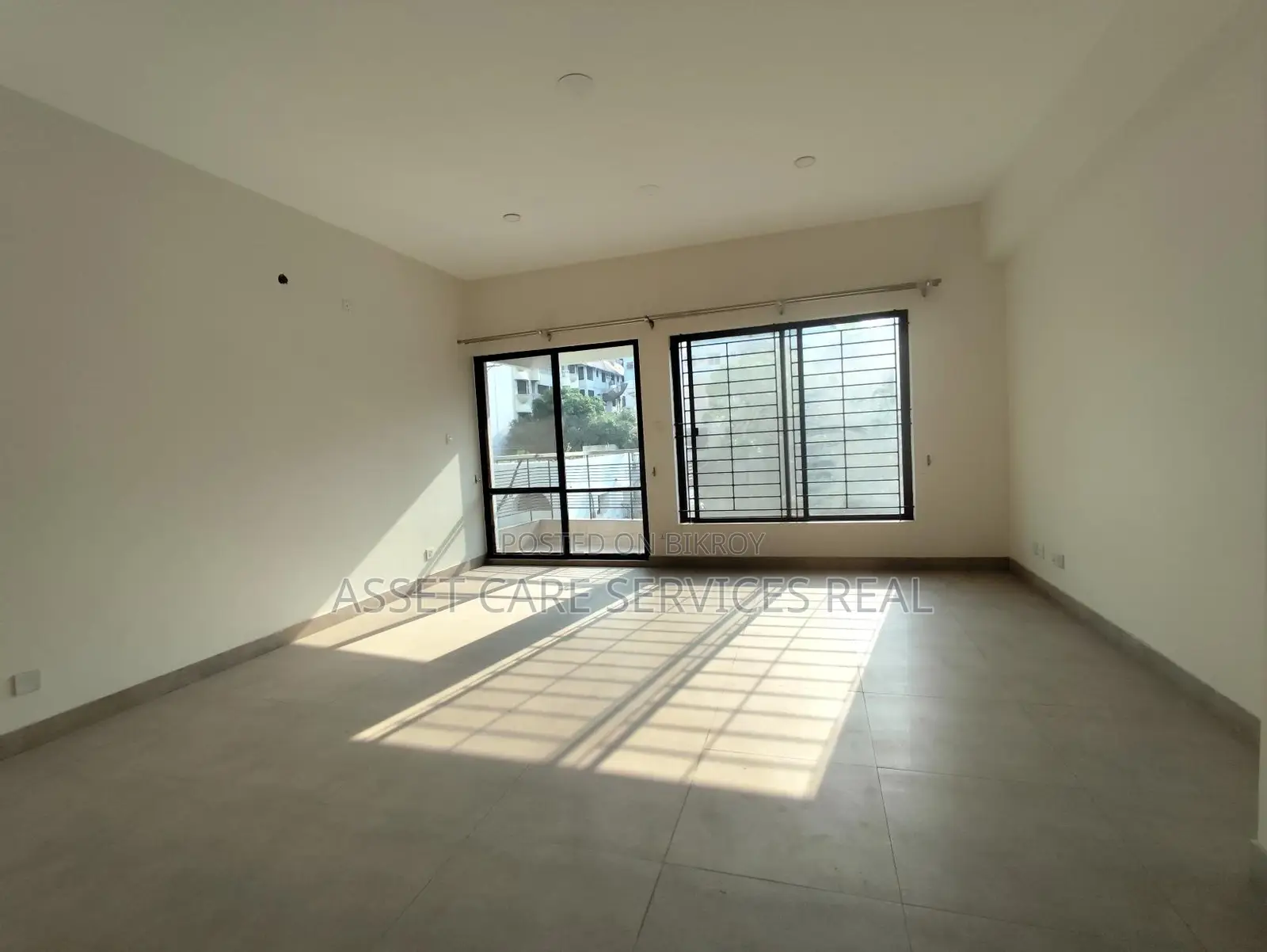 Rent a 3-Bedroom Apartment in Baridhara Diplomatic Zone with Gym and Pool