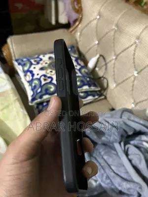 Apple Iphone 16 Pro Max Cover (used)