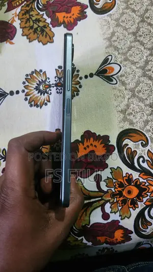 Vivo Y17 . (Used)