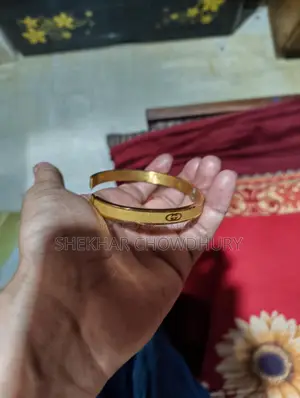 Bracelet