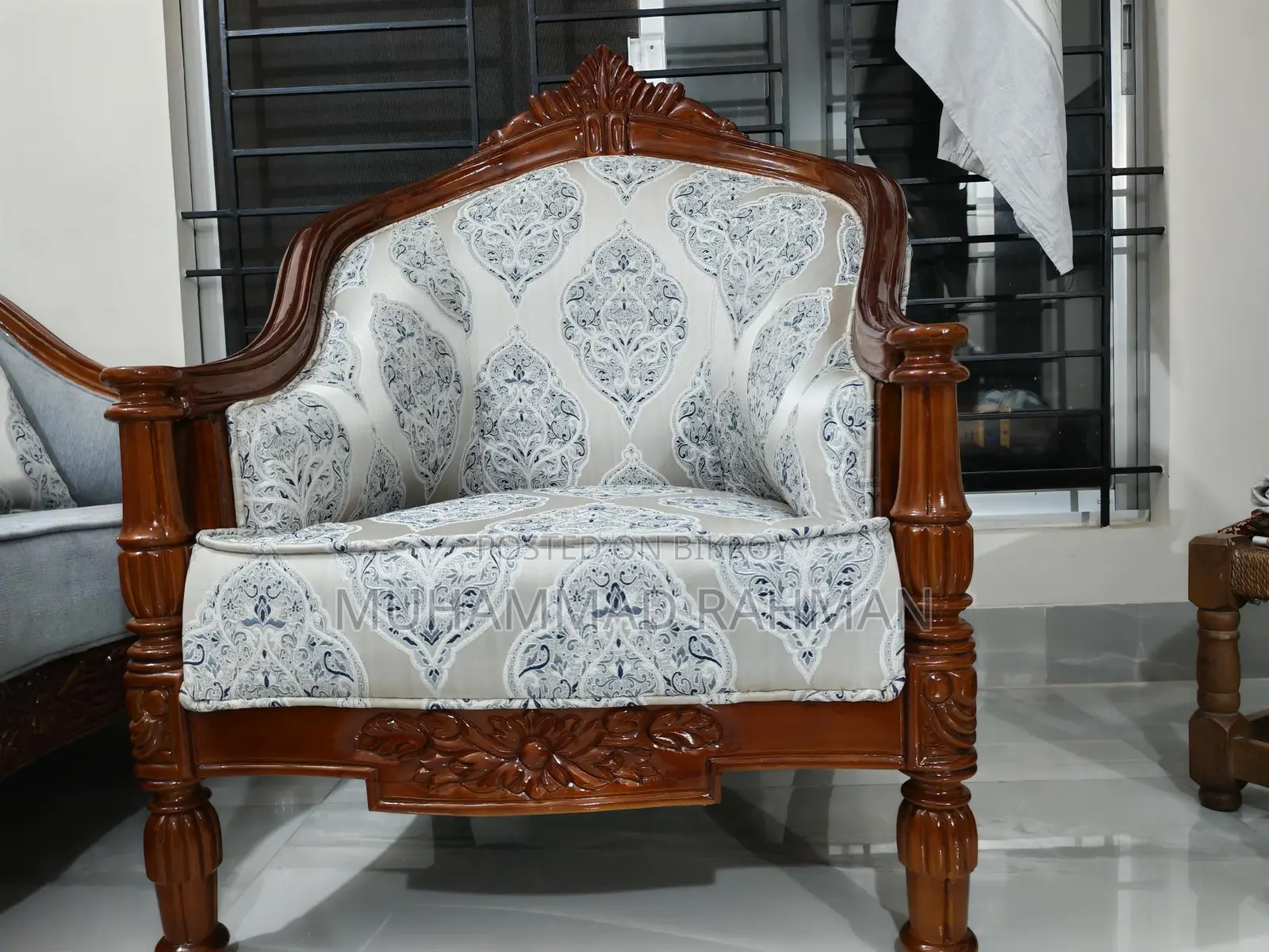 2+2+1 High-Quality New Mahogany Wood Sofa