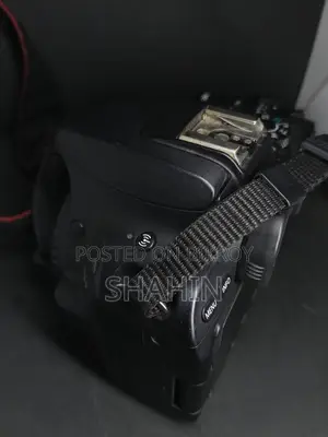 200D Canon like me full box body