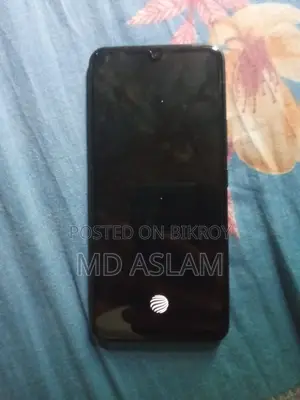 Vivo V23e 8/128 (Used)