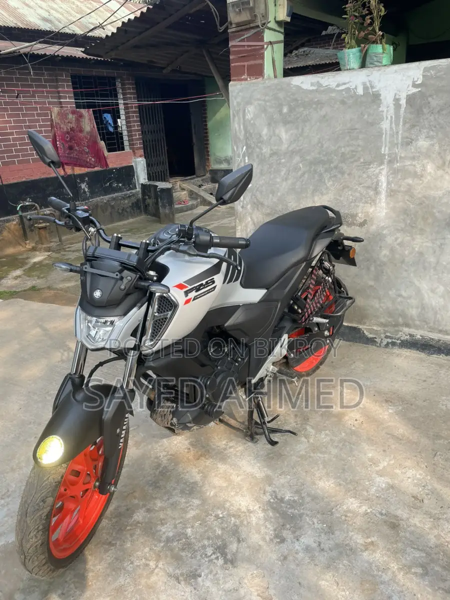Yamaha Fzs V4 2025