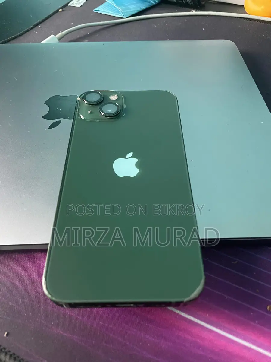 Apple iPhone 13 (Used)