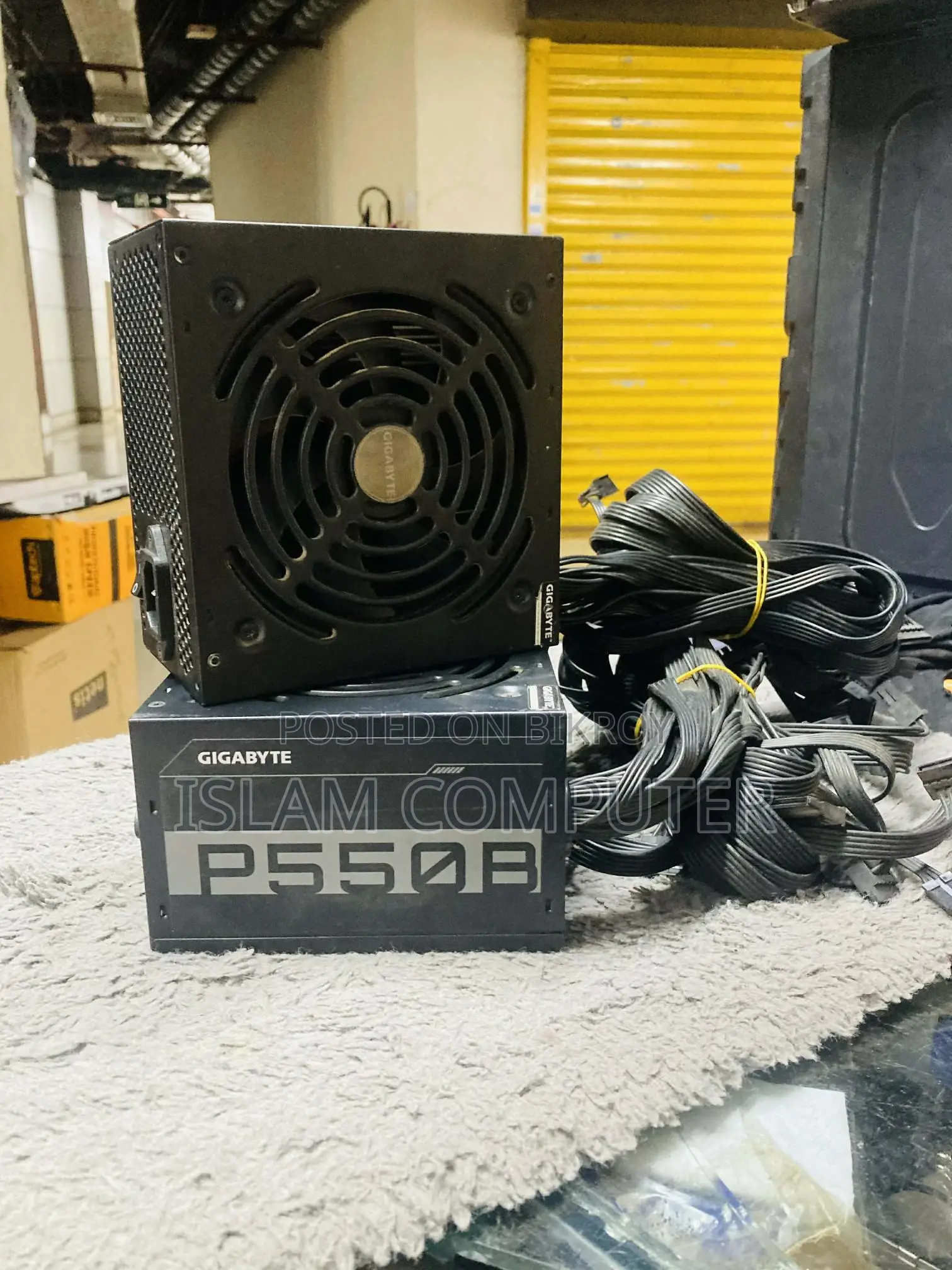 Gigabyte P550B 80 Plus Bronze Gaming Power Supply