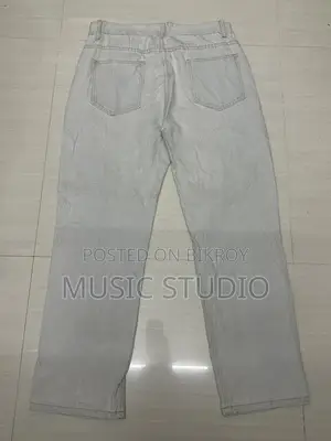 Light Wash White Smilly Straight Fit Jeans