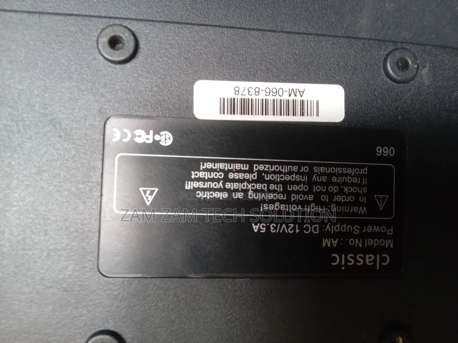 17 Inch All Ok Running Monitor With Adapter