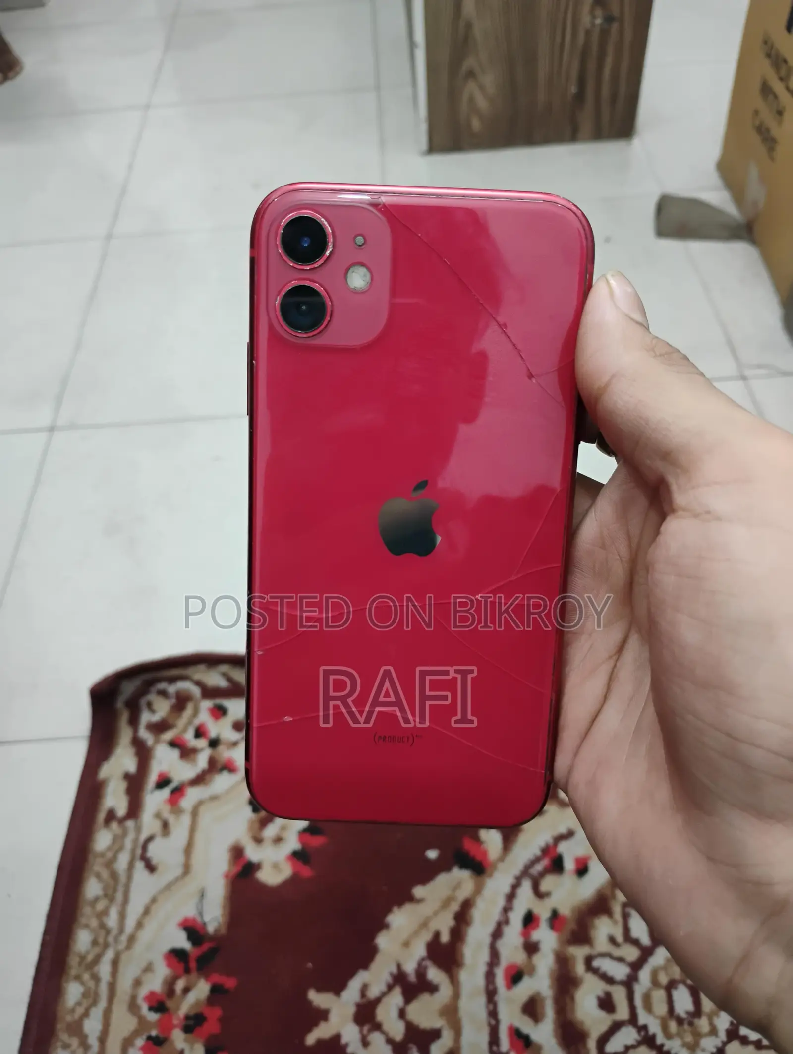 Apple iPhone 11 . (Used)