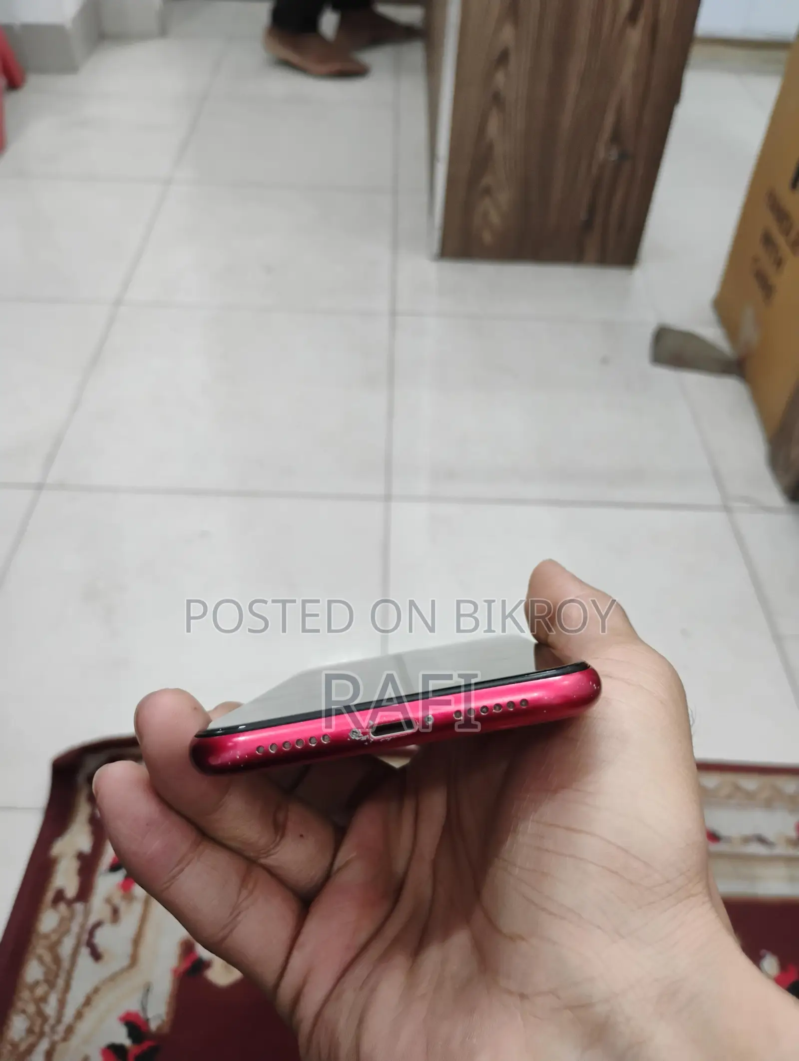 Apple iPhone 11 . (Used)