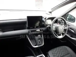 Toyota Voxy Hybrid SZ Pearl New 2023