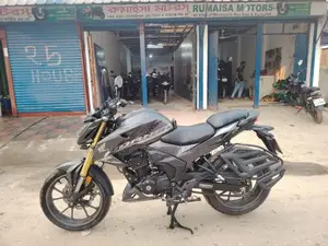 Honda Hornet 2.0 2024