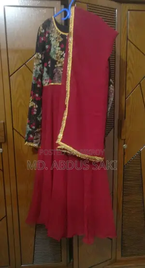 কুর্তি স্টাইল গাউন বিক্রি করা হবে।