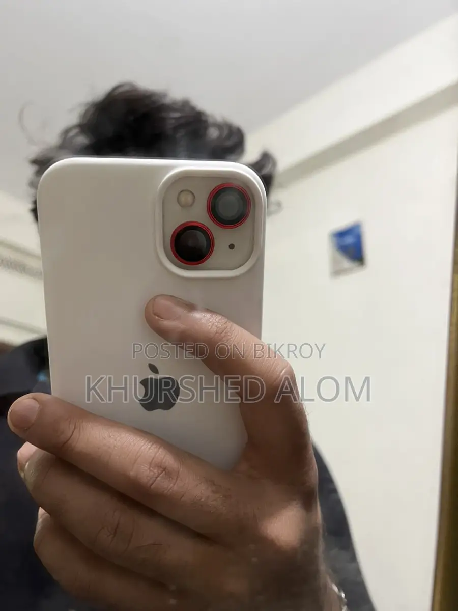Apple iPhone 13 (Used)
