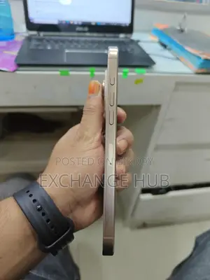 অ্যাপল আইফোন ১৬ প্রো ম্যাক্স (ব্যবহৃত)