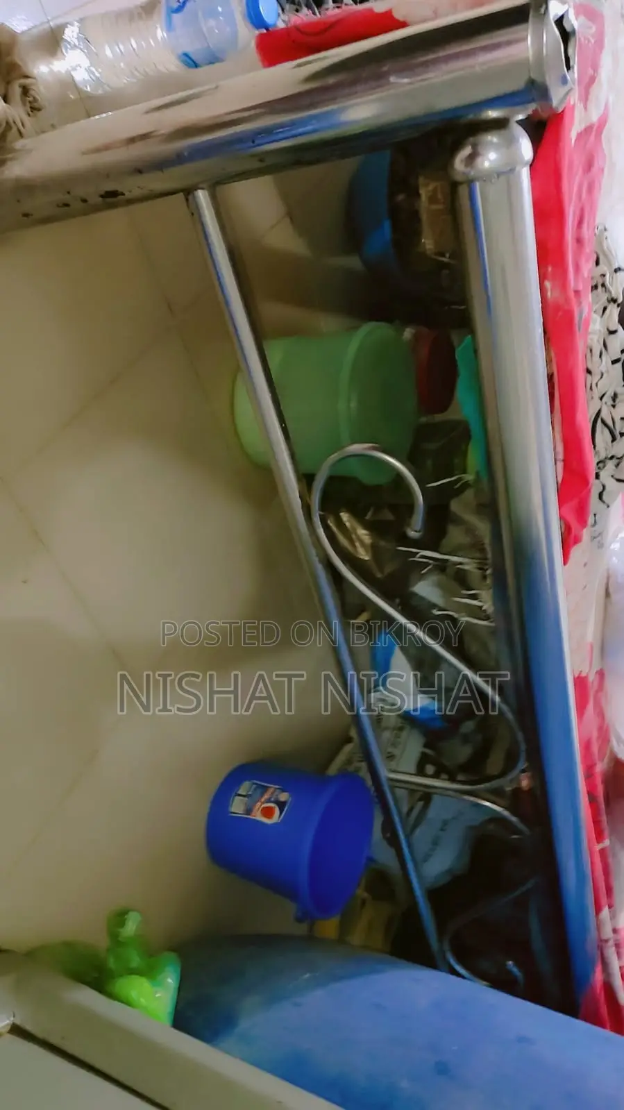 একটি স্টিলের খাট বিক্রি করা হবে