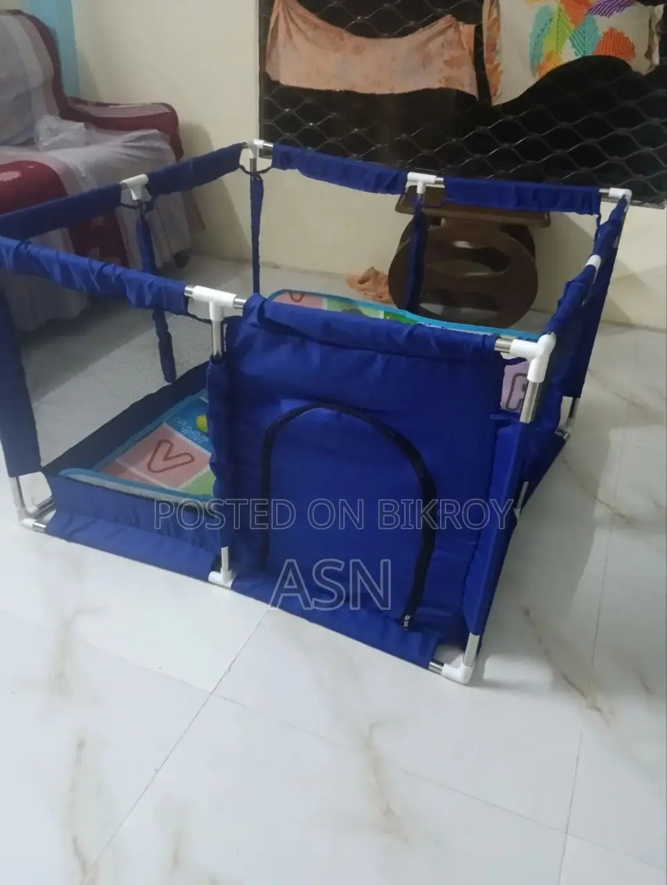 অব্যবহৃত বাচ্চাদের প্লেপেন বিক্রি করা হবে