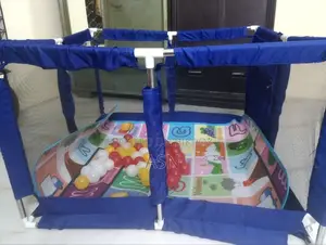অব্যবহৃত বাচ্চাদের প্লেপেন বিক্রি করা হবে
