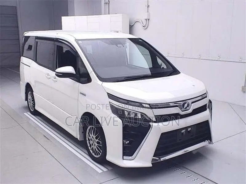 Toyota Voxy ZS Kerameki Ready 2020