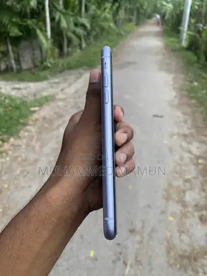 Apple iPhone 11 (Used)