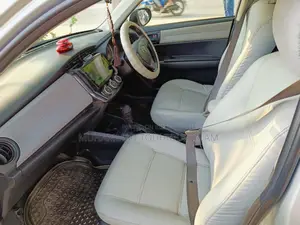 Toyota Axio 2013 Silver