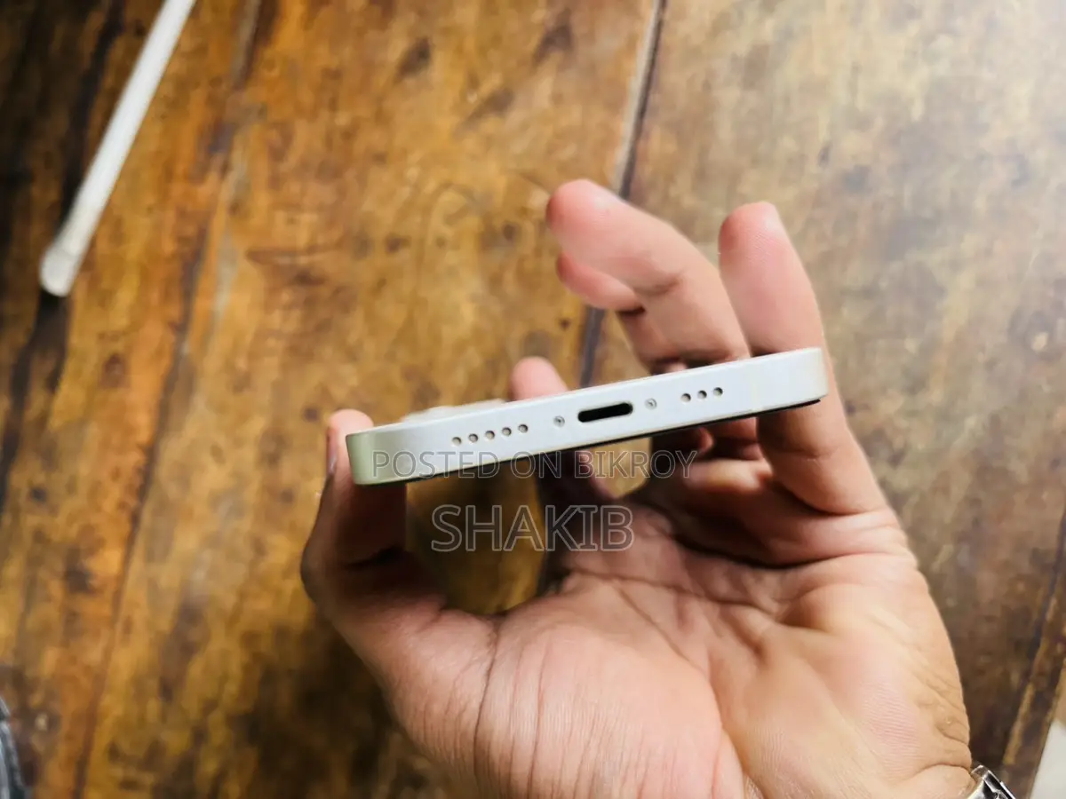 Apple iPhone 12 128gb (Used)