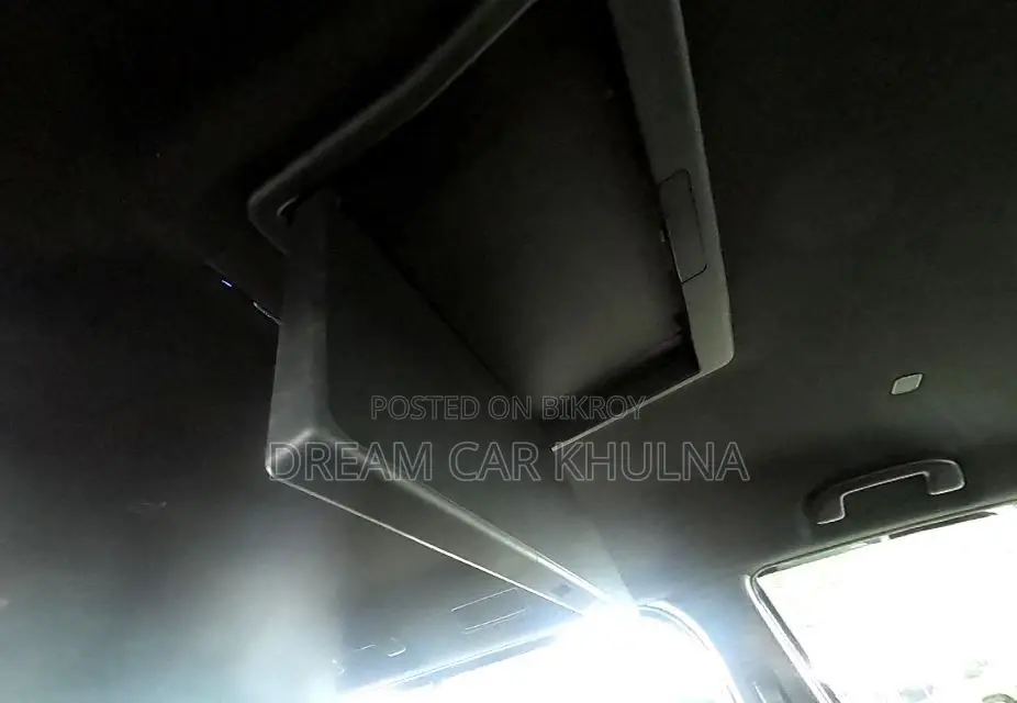 Toyota Noah S-Z Hybrid All Options 2022