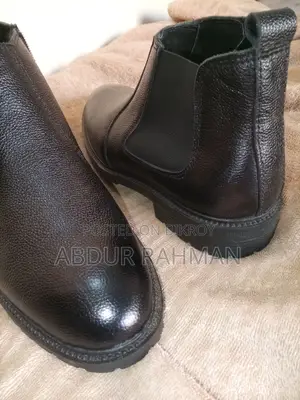 জুতা বিক্রয় হবে
