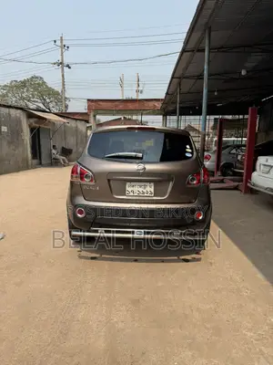 Nissan Dualis SUV 2011