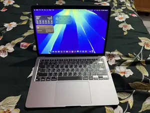 MacBook Air M1 2020 (8GB/256GB) – Excellent Condition