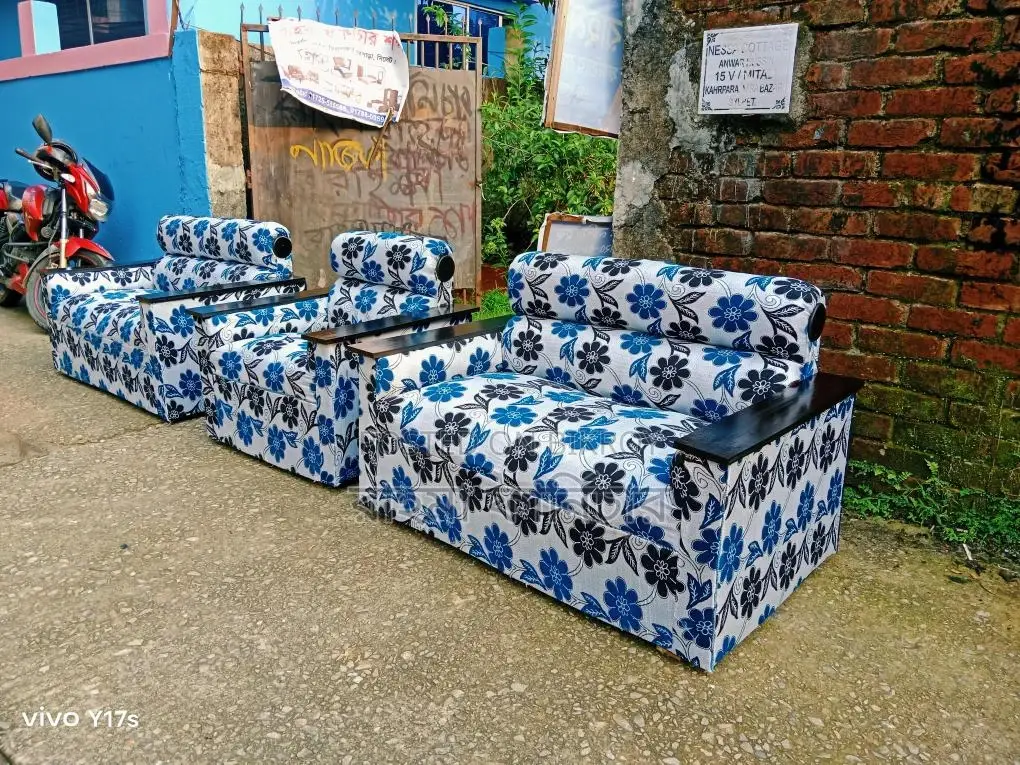 HalfBox Sofa Full Set with Designer Table