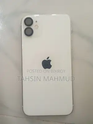 Apple iPhone 11 (Used)
