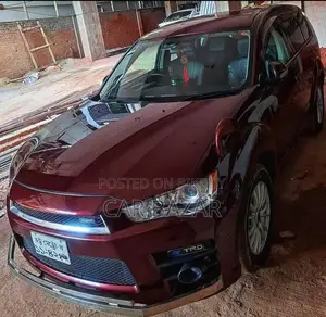 Mitsubishi Outlander Roadest 7Seat 2.0L 2011