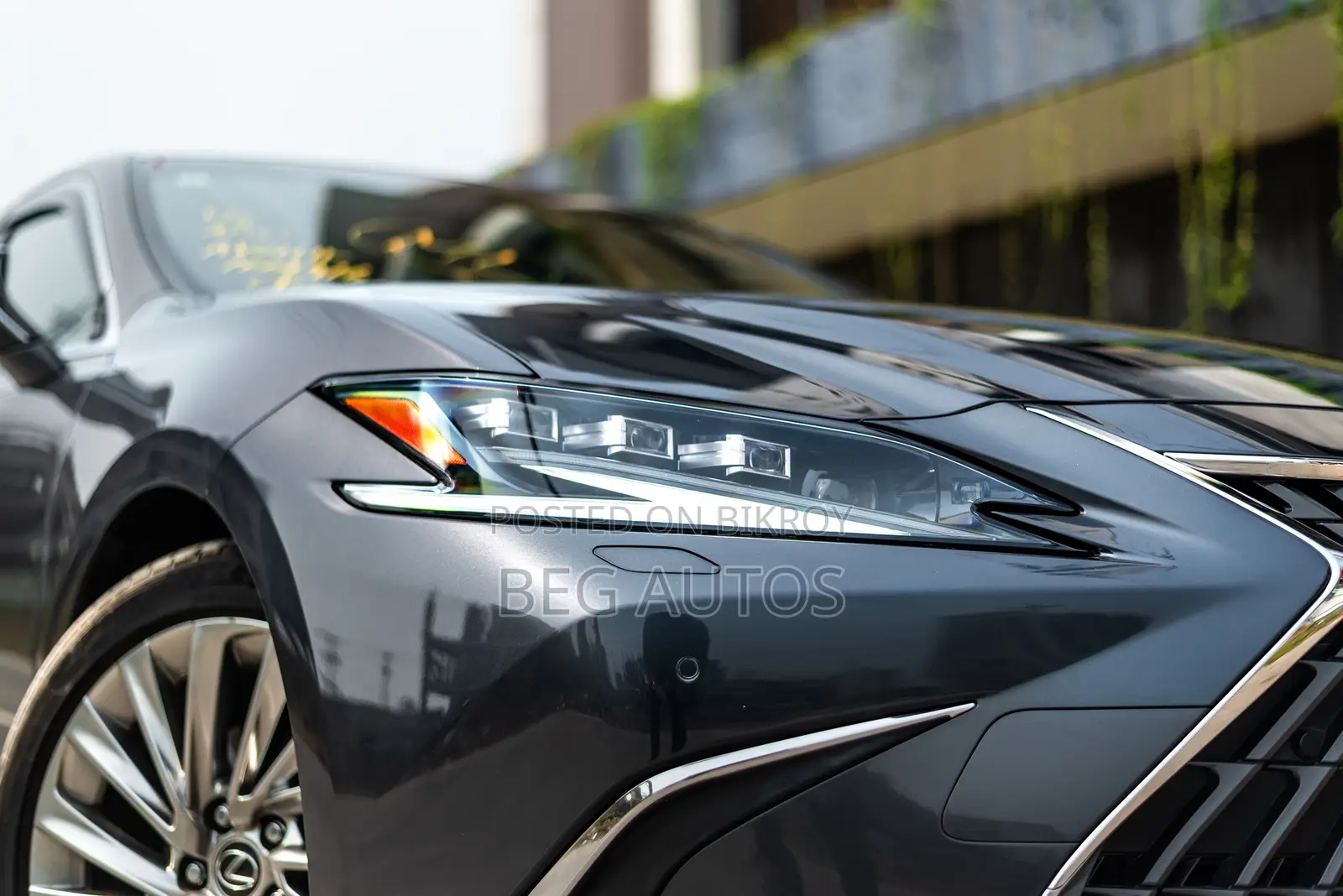 Lexus ES 300h 2021