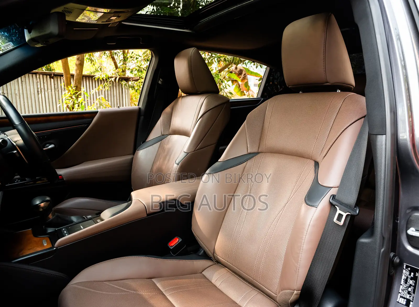 Lexus ES 300h 2021