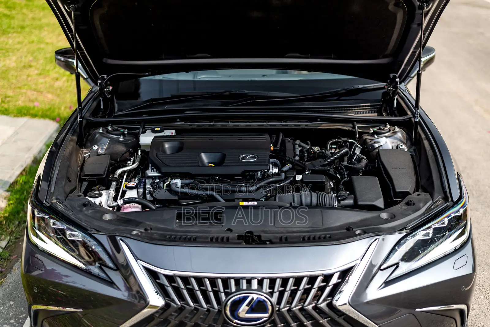 Lexus ES 300h 2021