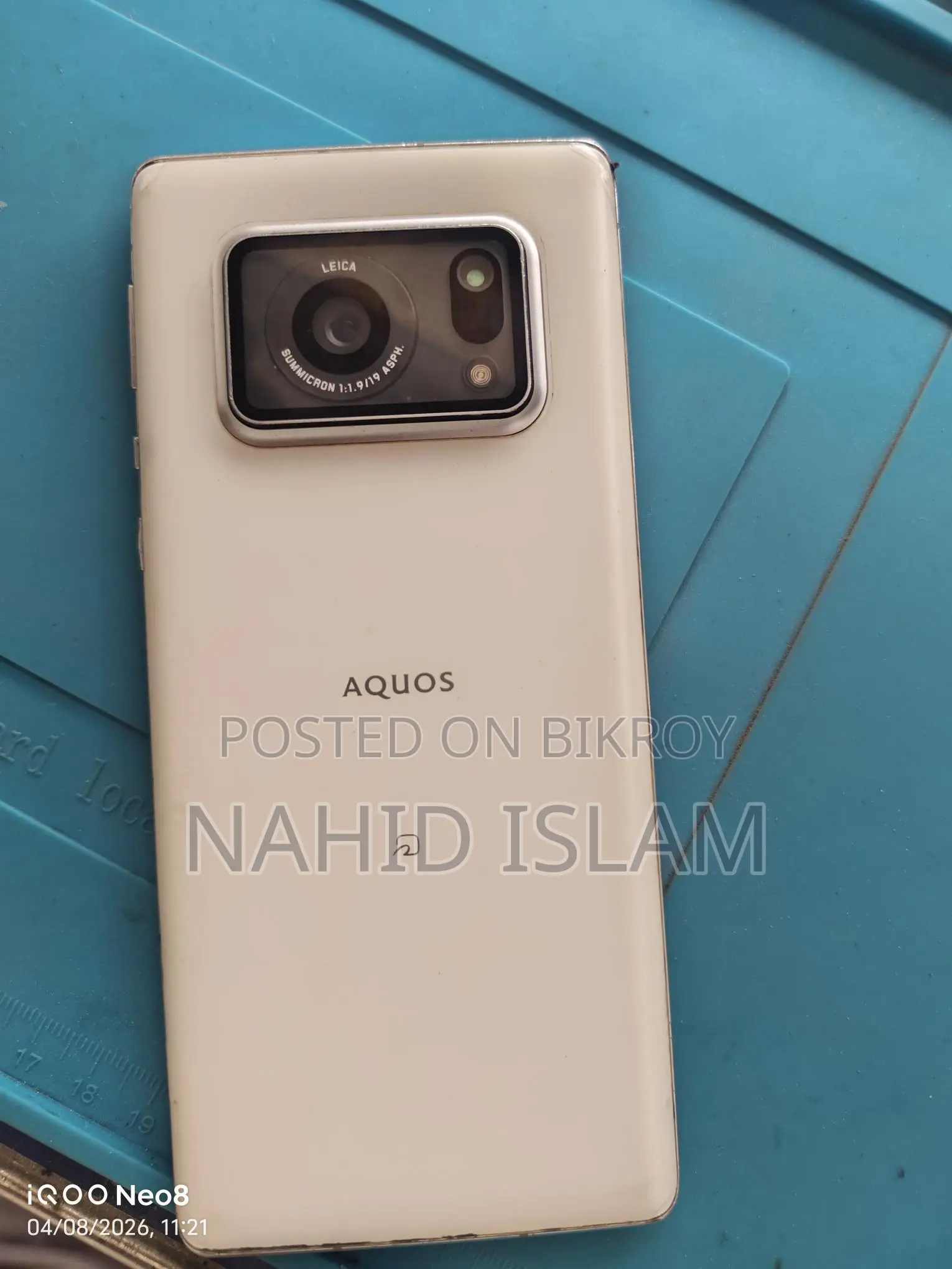 SHARP Aquos R6 12-128 (Used)