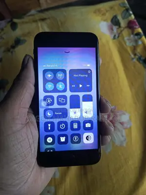 Apple iPhone 8 . (Used)