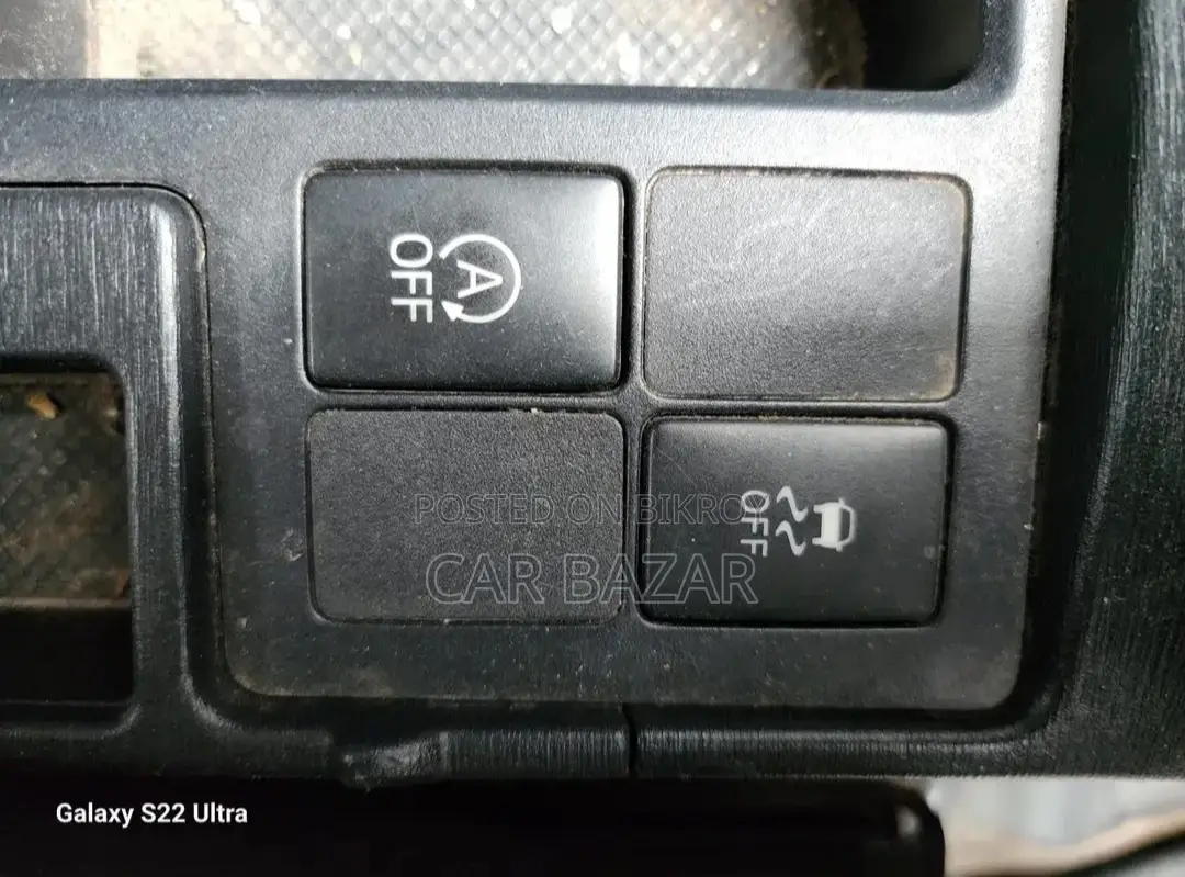Toyota Vitz G PUSH SMART STOP 2012