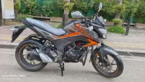 Honda Hornet CBS DD 2020